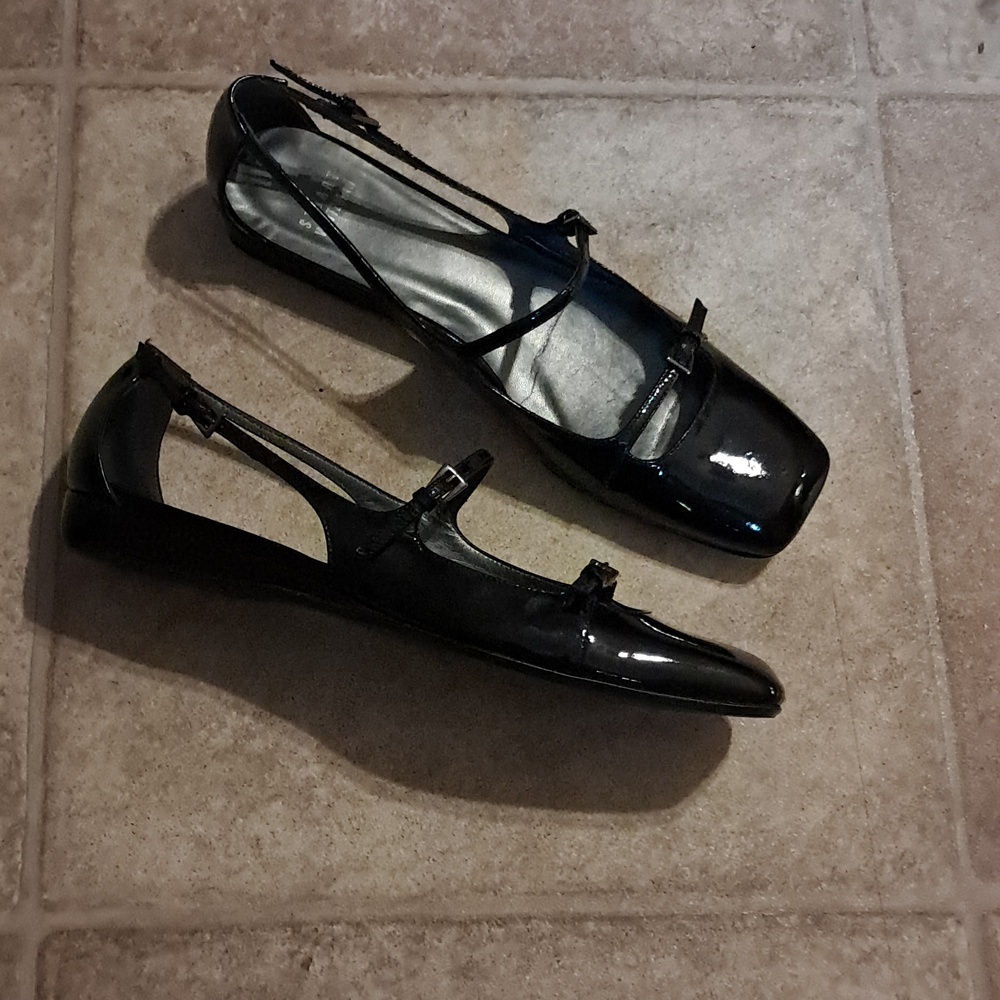 Stuart Weitzman Edgy Square Toe Mary Jane Ballerina Shoes Black Patent Leather